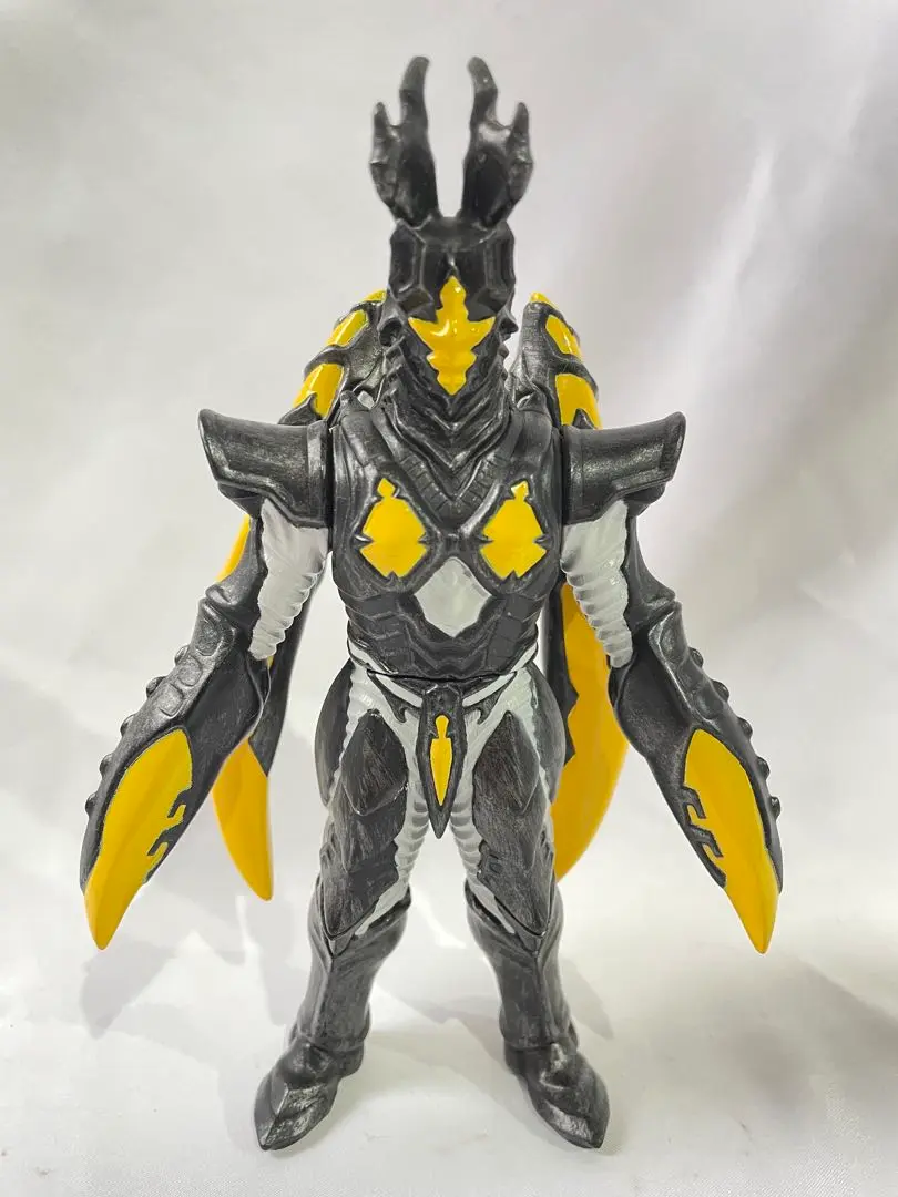 2025年最新】ウルトラ怪獣シリーズEX にせウルトラマンの人気