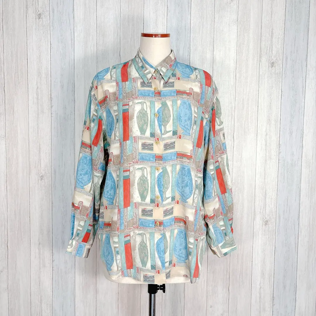 Thumbnail of Motomachi Blouse: Long-sleeved all-over print shirt blouse with gold buttons, suitable as a light jacket