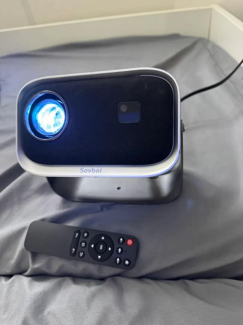 Sovboi VB6 Mini ビデオプロジェクター　未使用品 Sovboi VB6 Mini Video Projector 本体