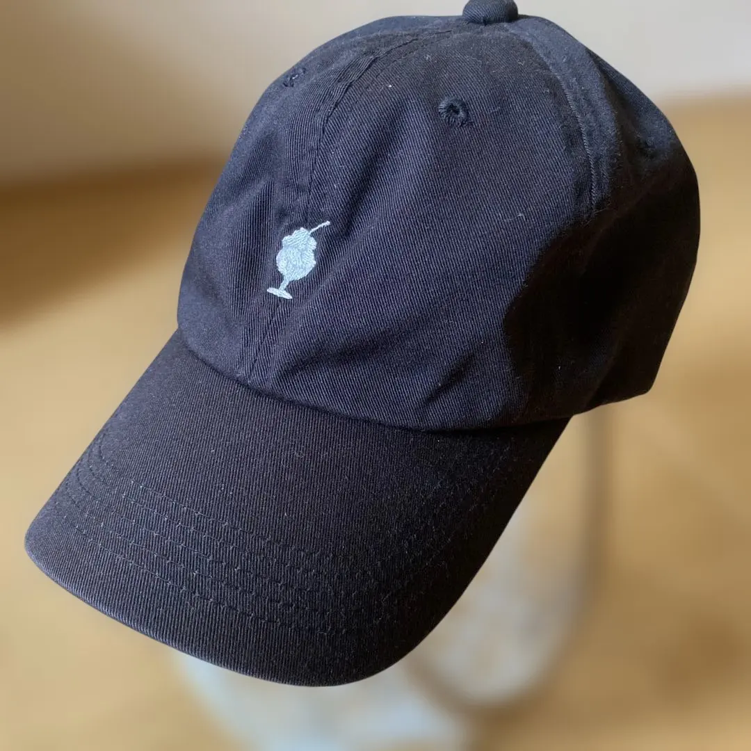Thumbnail of Used Clothing Sale: Glass One-Point Logo Cap