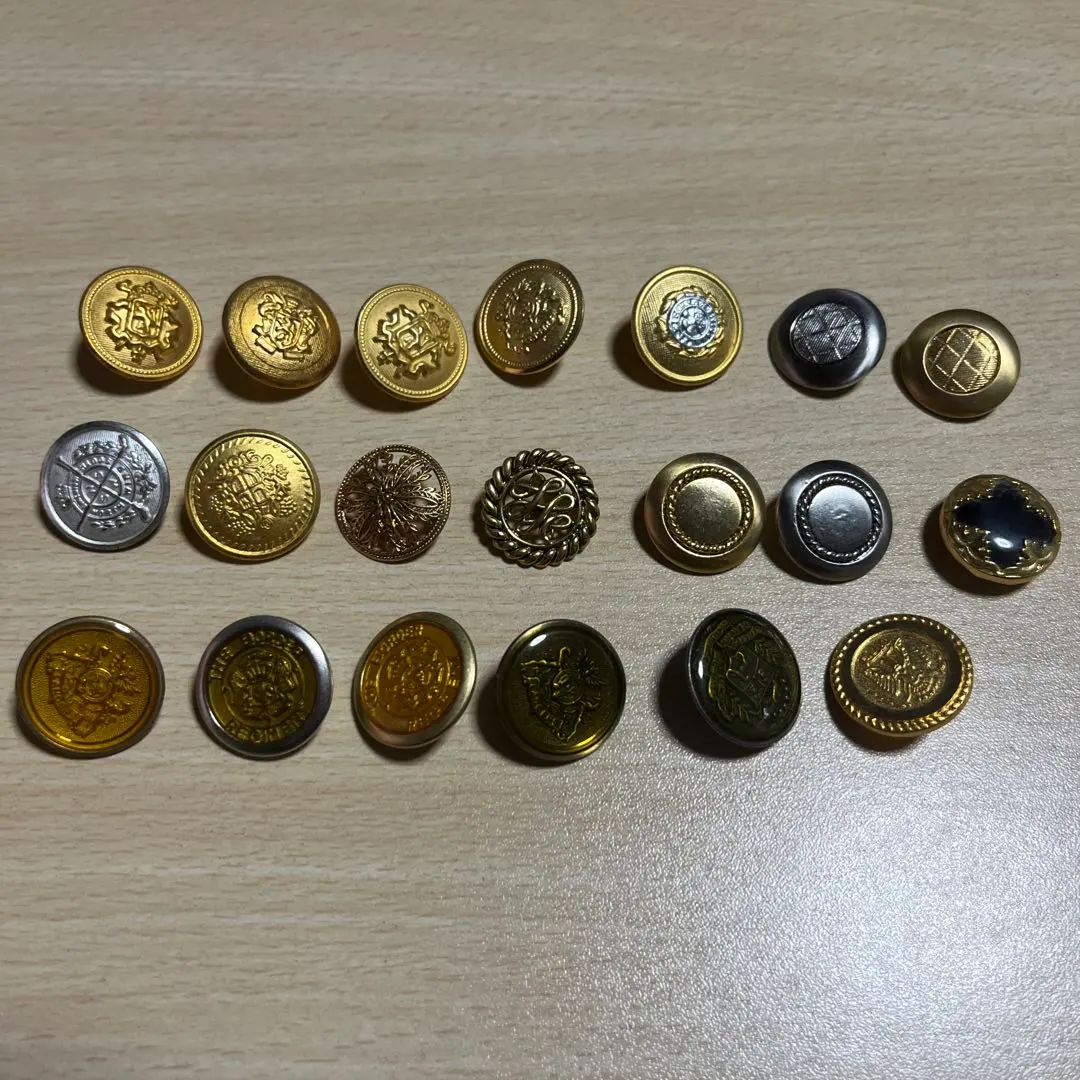 Thumbnail of ① Metal Buttons Antique Set of 20 【Free Shipping】