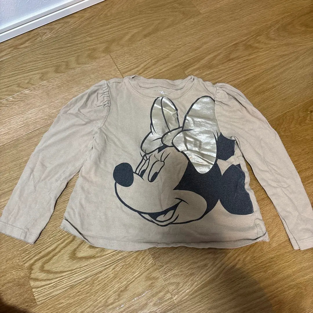 Thumbnail of GAP Minnie Mouse long-sleeved cut-and-sew shirt, size 110