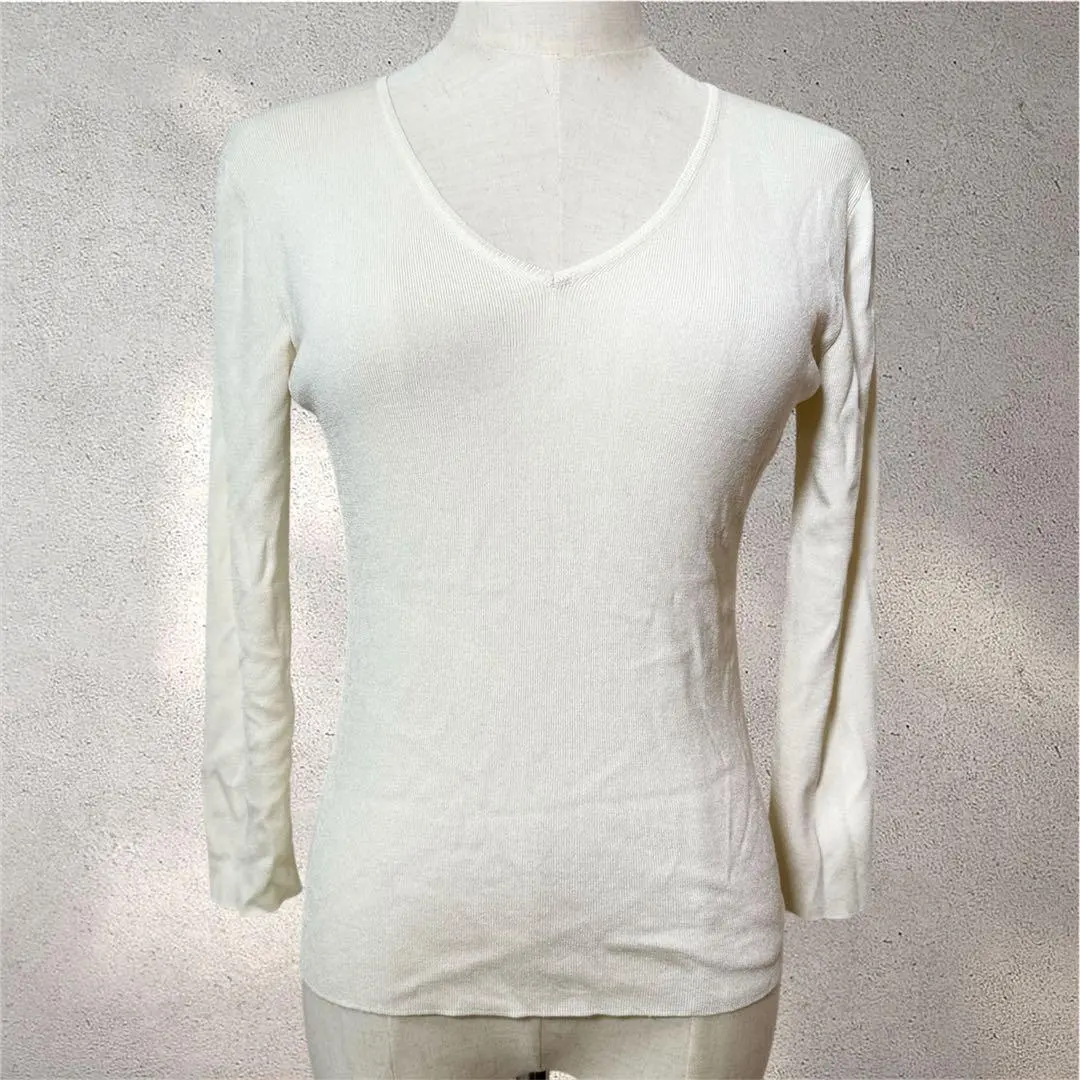 Thumbnail of Strawberry Fields - Cut and Sew Top / Ivory / V-Neck / Slimming / Long Sleeve