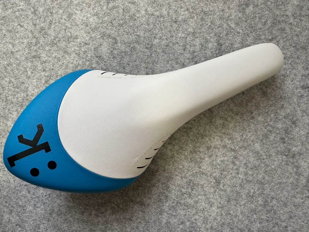 FIZIK 「フィジーク」 ARIONE WING FLEX TRI2 サドル FIZIK 「フィジーク」 ARIONE WING FLEX TRI2 サドル / 浦和