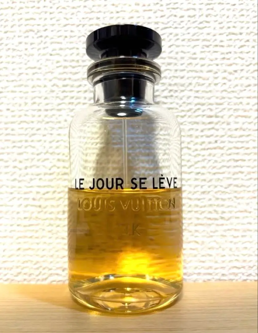 LOUIS VUITTON LE JOUR SE LÈVE 香水 空き瓶 Le Jour Se Lève - Perfumes - Collections | LOUIS VUITTON ®