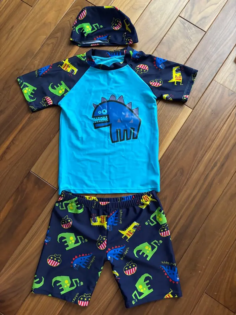 Thumbnail of Rash guard, pants, and hat set, 140cm, for boys