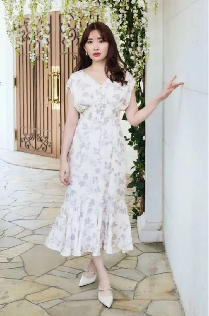 ワンピース Her lip to /  Garden Floral Dress Instagram LIVE Clip🎞✨ Royal Garden Floral Dress -cloud