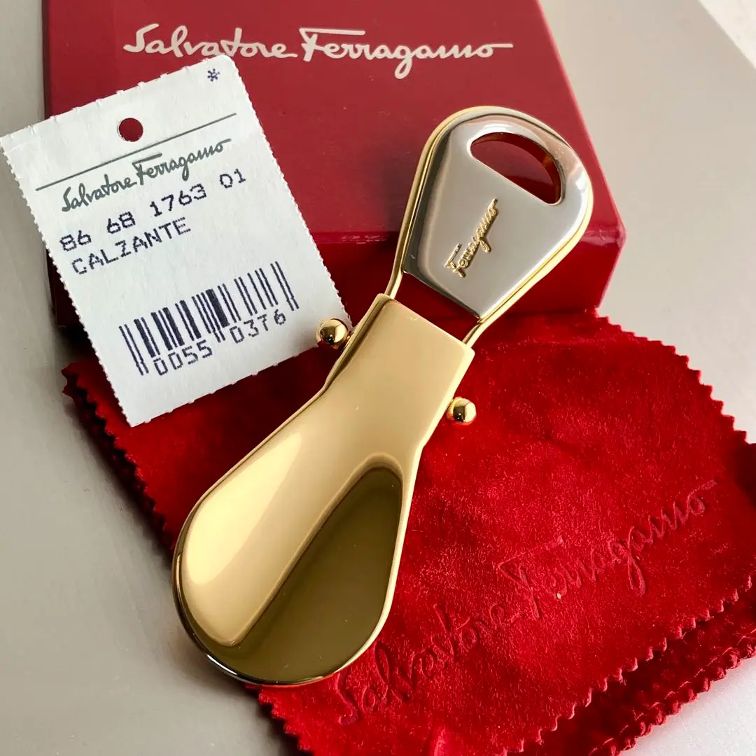 サルヴァトーレフェラガモ 折り畳み靴べら FERRAGAMO - サルヴァトーレ フェラガモ 靴べら 靴ベラ シュー
