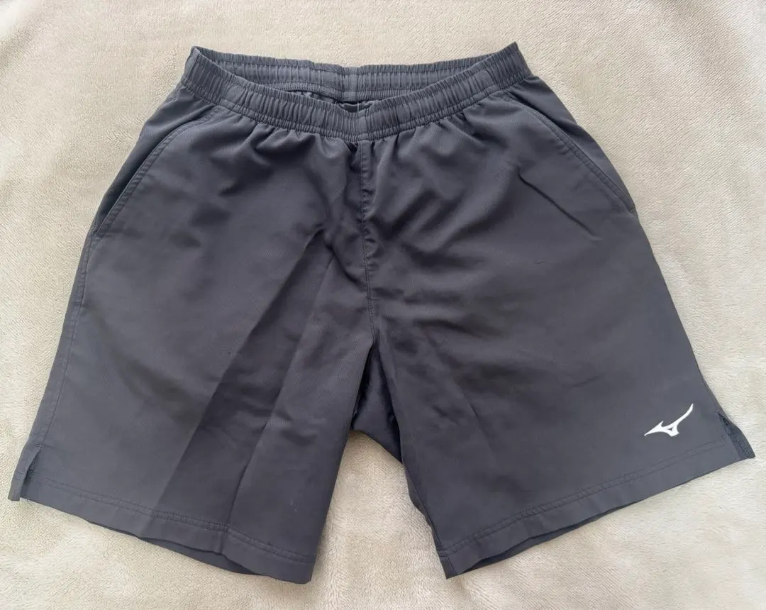 Thumbnail of Mizuno Black Half Pants, Size M