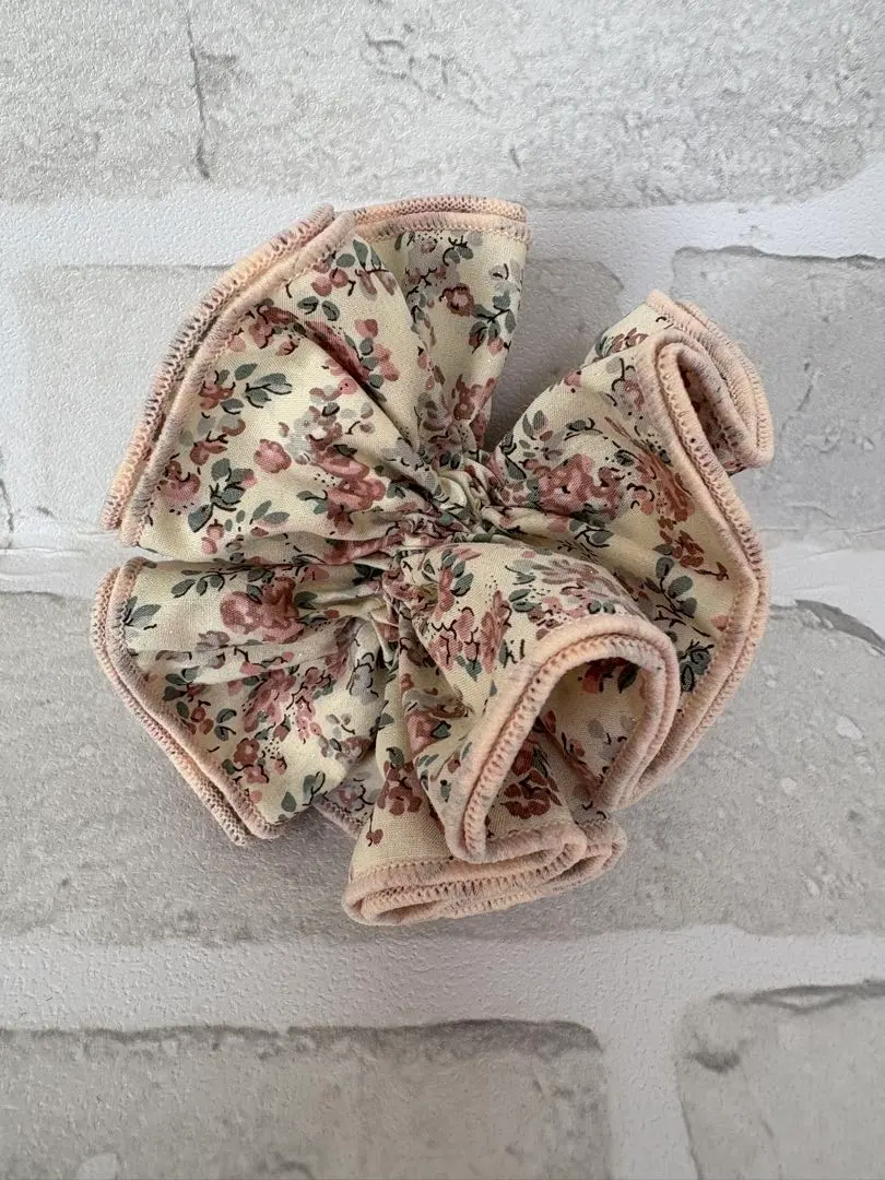 Thumbnail of Liberty ♡ Handmade Scrunchie Moon Moth Classical Pink x Light Pink Glitter