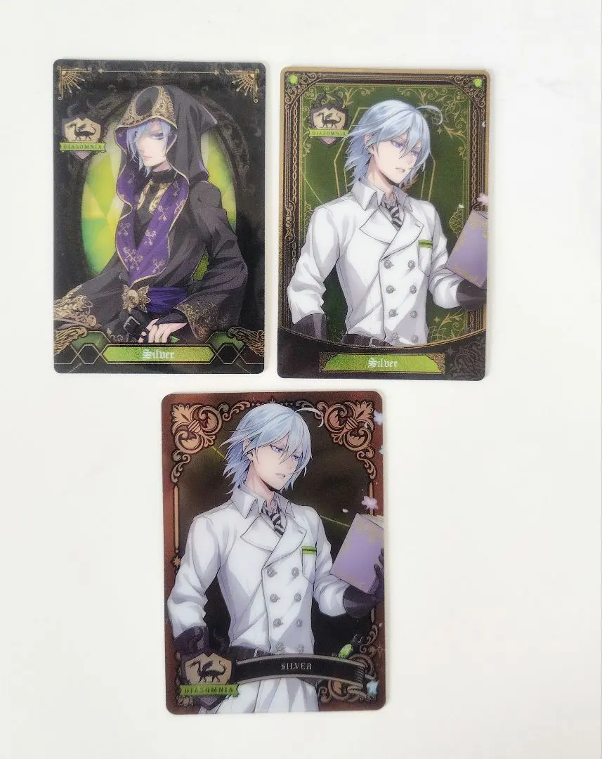 Thumbnail of Twisted Wonderland Silver Wafer Metallic Card