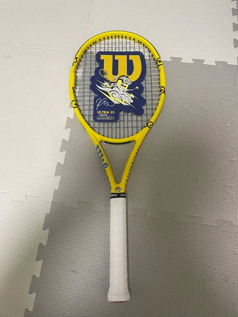 新品未使用　ウィルソンテニスULTRA95　ミニオンズ Wilson ウイルソン 硬式テニスラケット エアー・ケイ・ミニオン