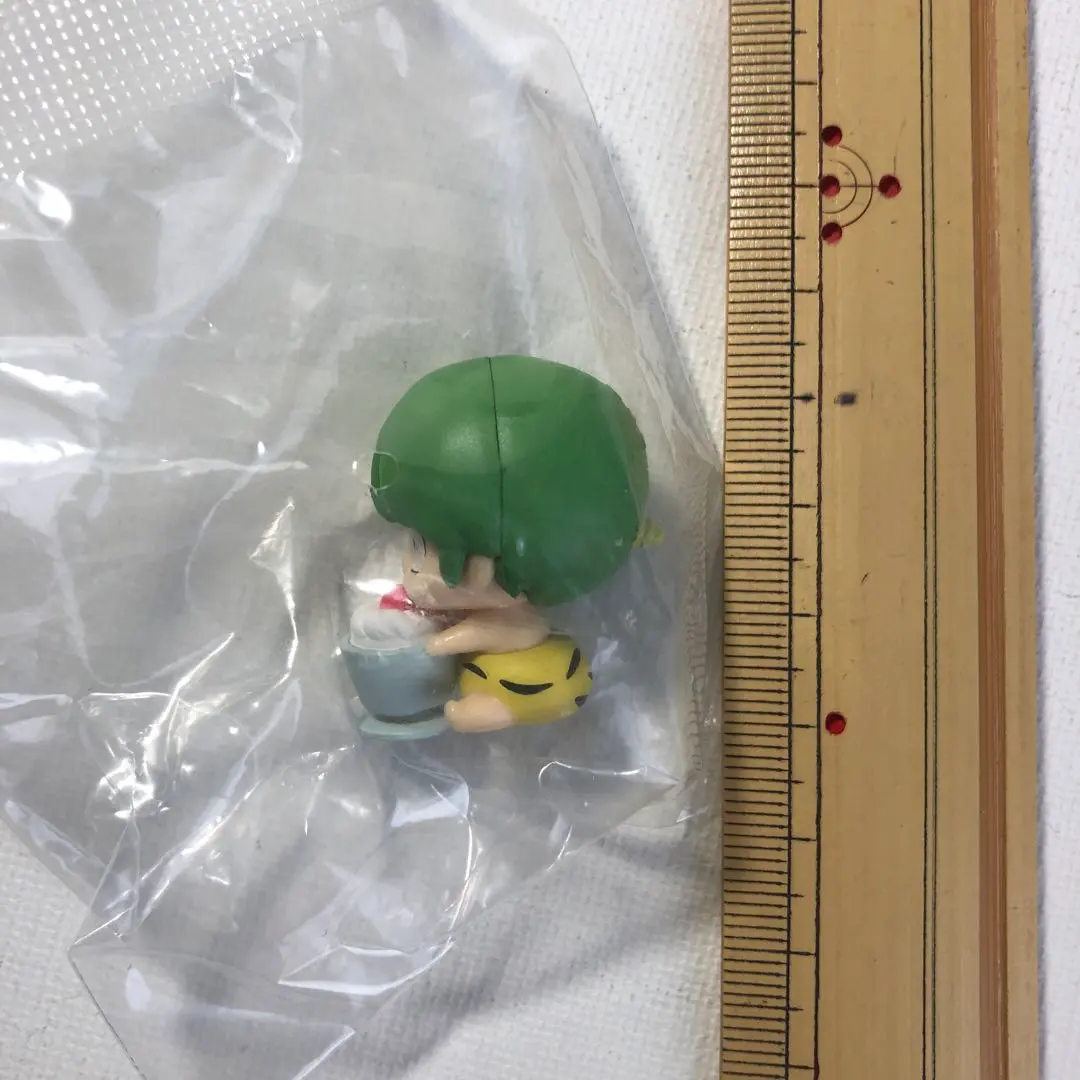 Thumbnail of Urusei Yatsura: Mogumogu-tai Gacha Ten (Ten from the "Mogumogu-tai" Gacha)