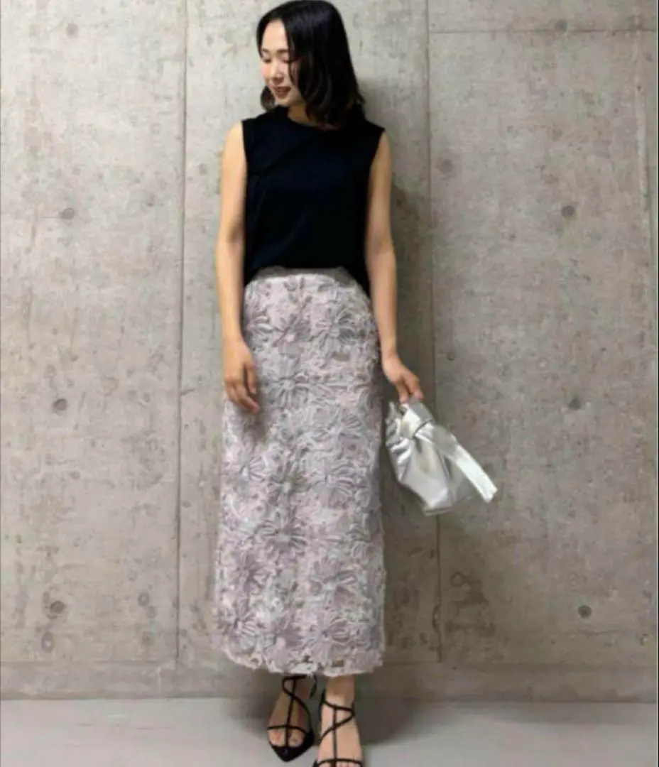 Mila Owen（ミラオーウェン）の「シアーモチーフファブリック