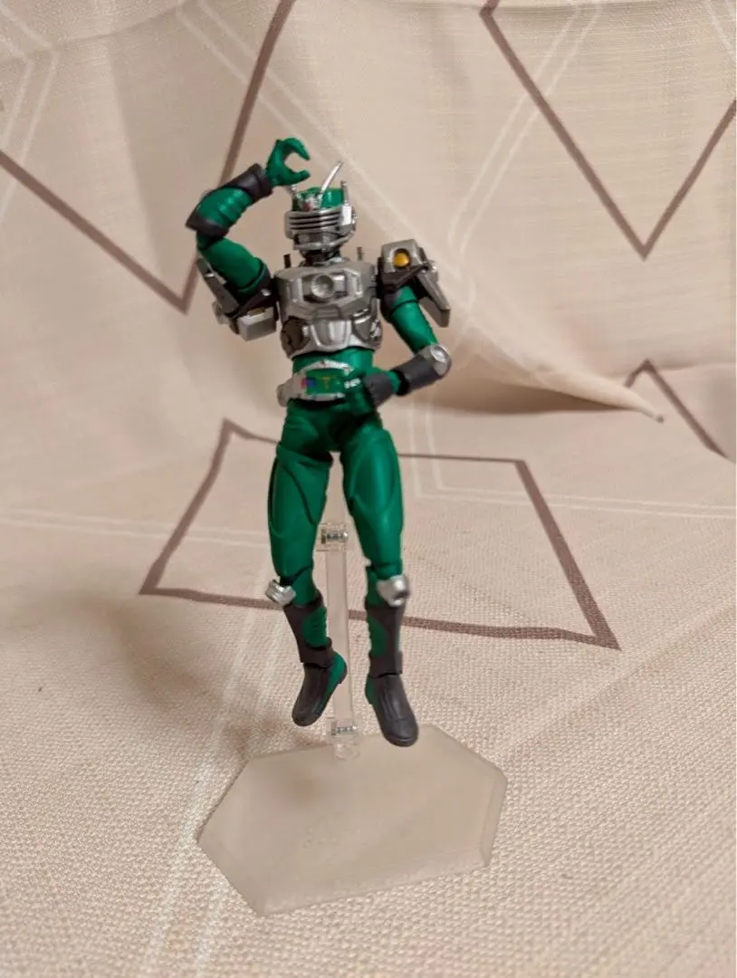☆未開封・S.H.Figuarts仮面ライダーゾルダ 完成品 可動フィギュア ☆ S.H.フィギュアーツ 仮面ライダーゾルダ (完成品) - ホビー