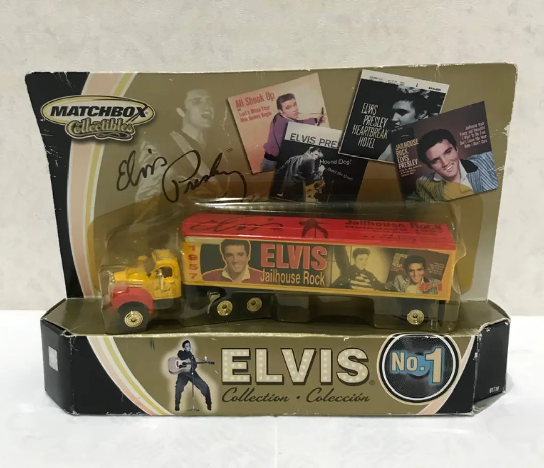 ⭐️エルヴィス•プレスリー⭐️フィギュア＋ミニカーセット 楽天市場】ELVIS PRESLEY エルヴィスプレスリー (生誕 90周年