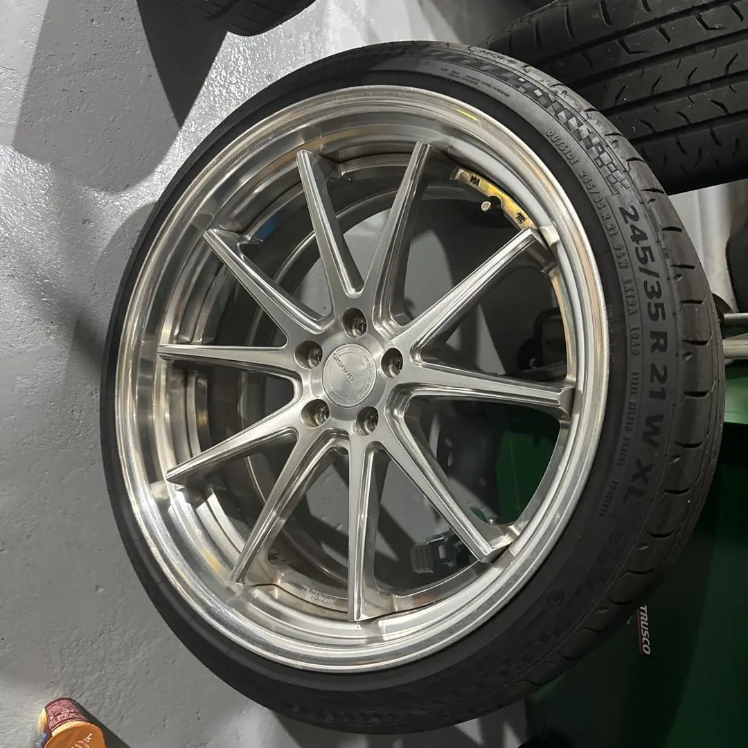 【希少完売品】 MID.R S5.2D 20インチ　アルミホイール　コンケイブ 希少完売品】 MID.R S5.2D 20インチアルミホイールコンケイブ