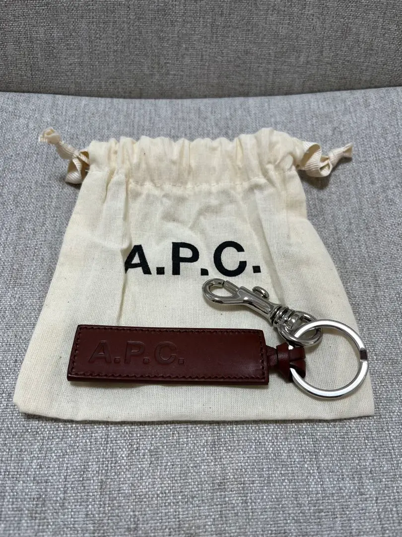 【未使用】A.P.C アーペーセー キーリング & 巾着 楽天市場】アーペーセー A.P.C. キーリング キーホルダー H63108