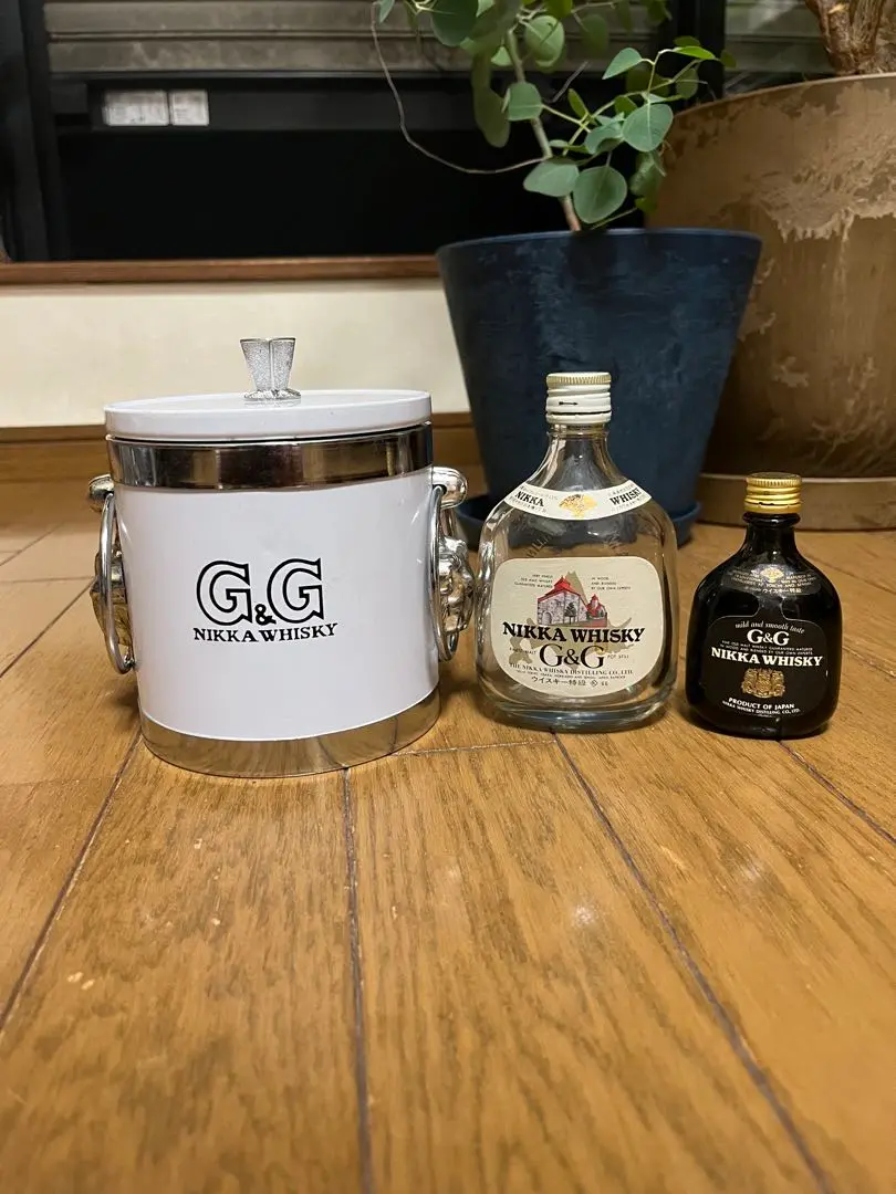 サントリー ニッカ ローヤル クレスト ニッカ ウイスキー 4本 まとめ サントリーとニッカのフラグシップ・ウィスキーを飲み比べてみた
