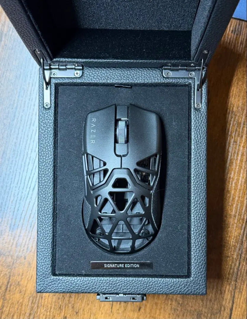 Razer Viper mini se スカーレットエディション 本体 2025年最新】razer viper mini signatureの人気アイテム - メルカリ