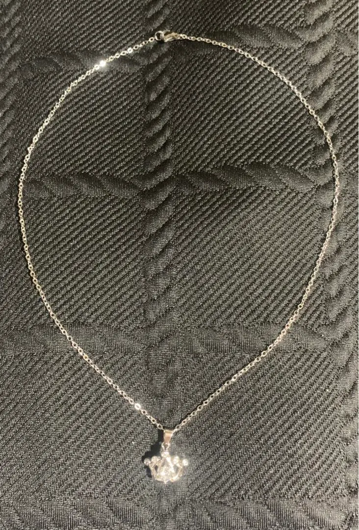 Thumbnail of Crown-shaped pendant necklace