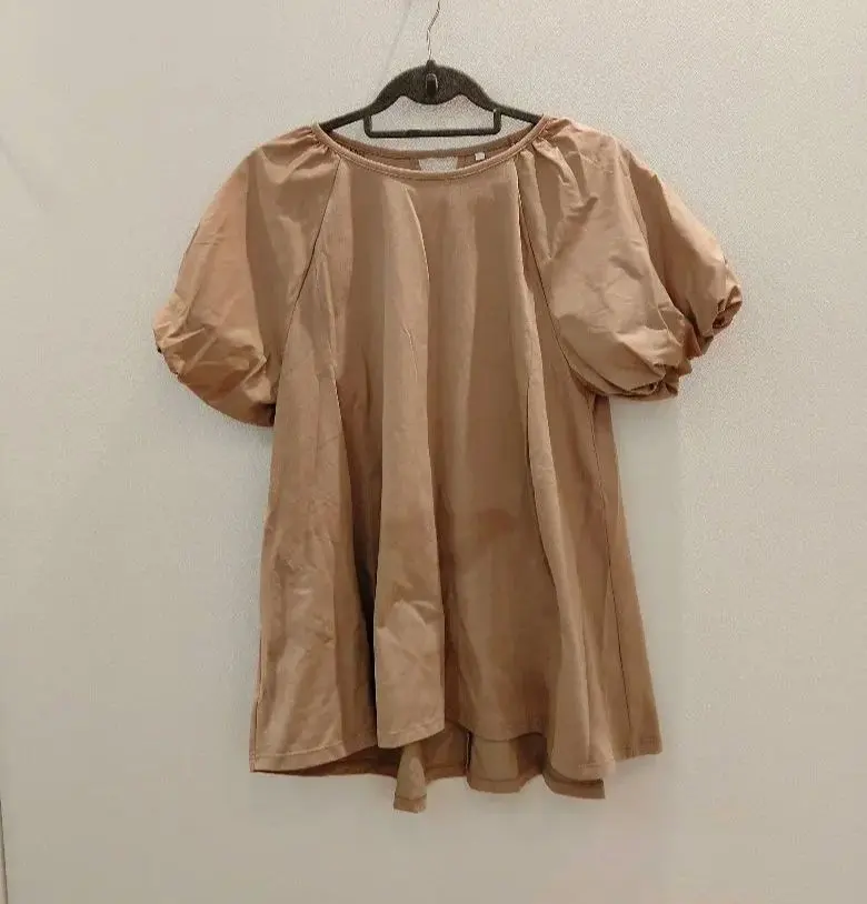 Thumbnail of [Price Reduced] Beige Puff Sleeve A-line Top