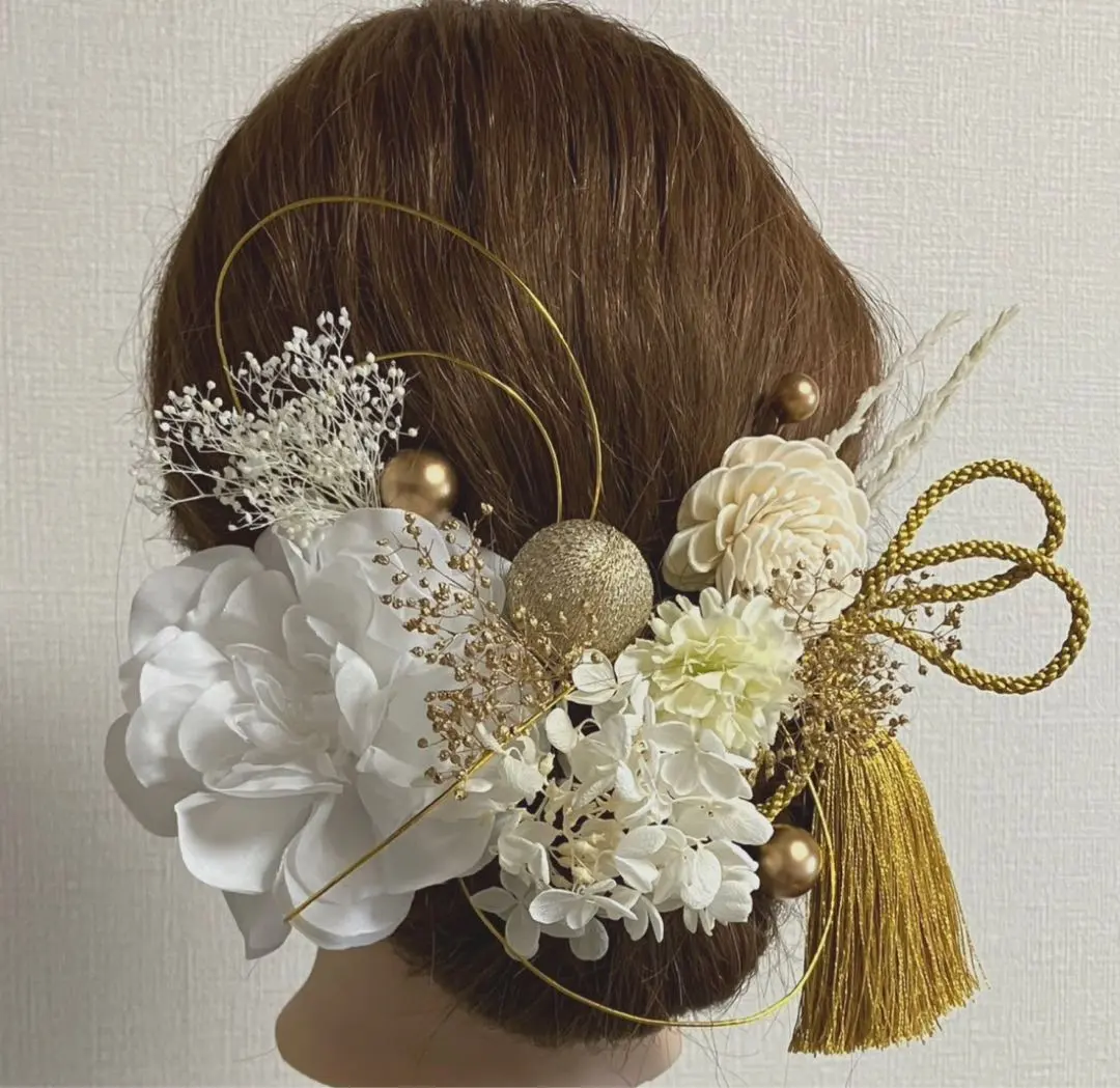 Thumbnail of Dried flower hair accessories, graduation hair accessories, coming-of-age ceremony hair accessories, wedding hair accessories