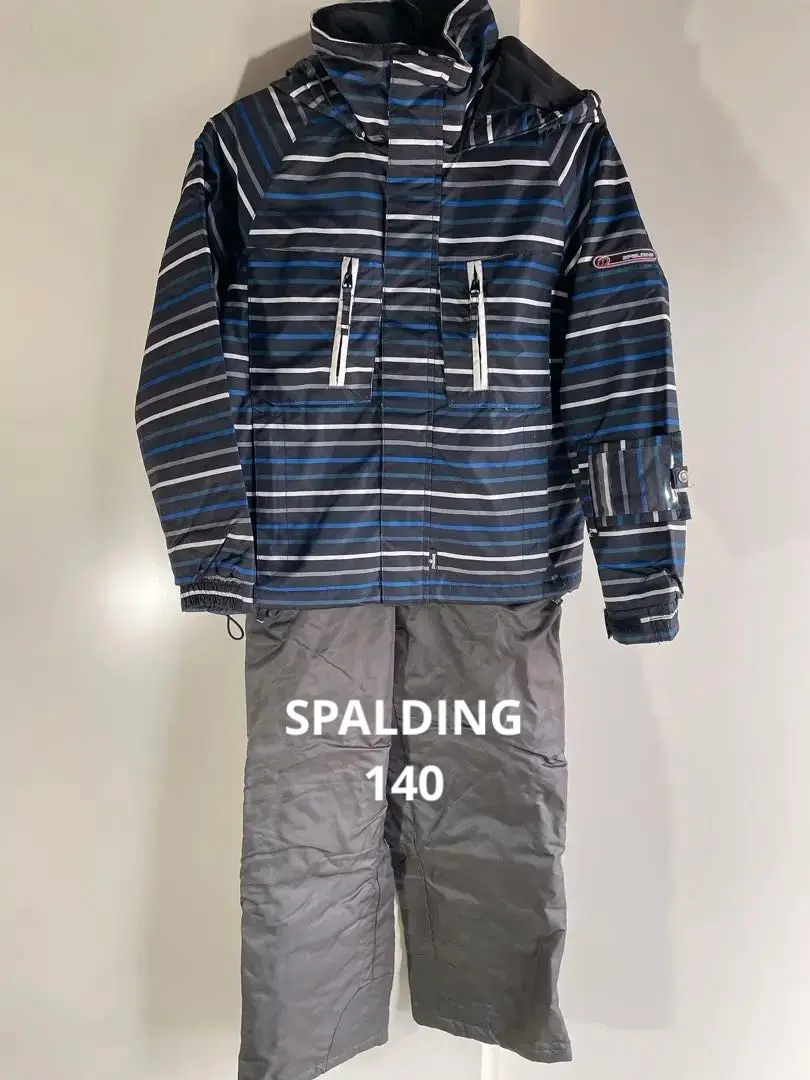 SPALDING スノーボードウェア 上下セット 赤 L SPALDING スノーボードウェア 上下セット 赤 L 楽天市場】スノボ