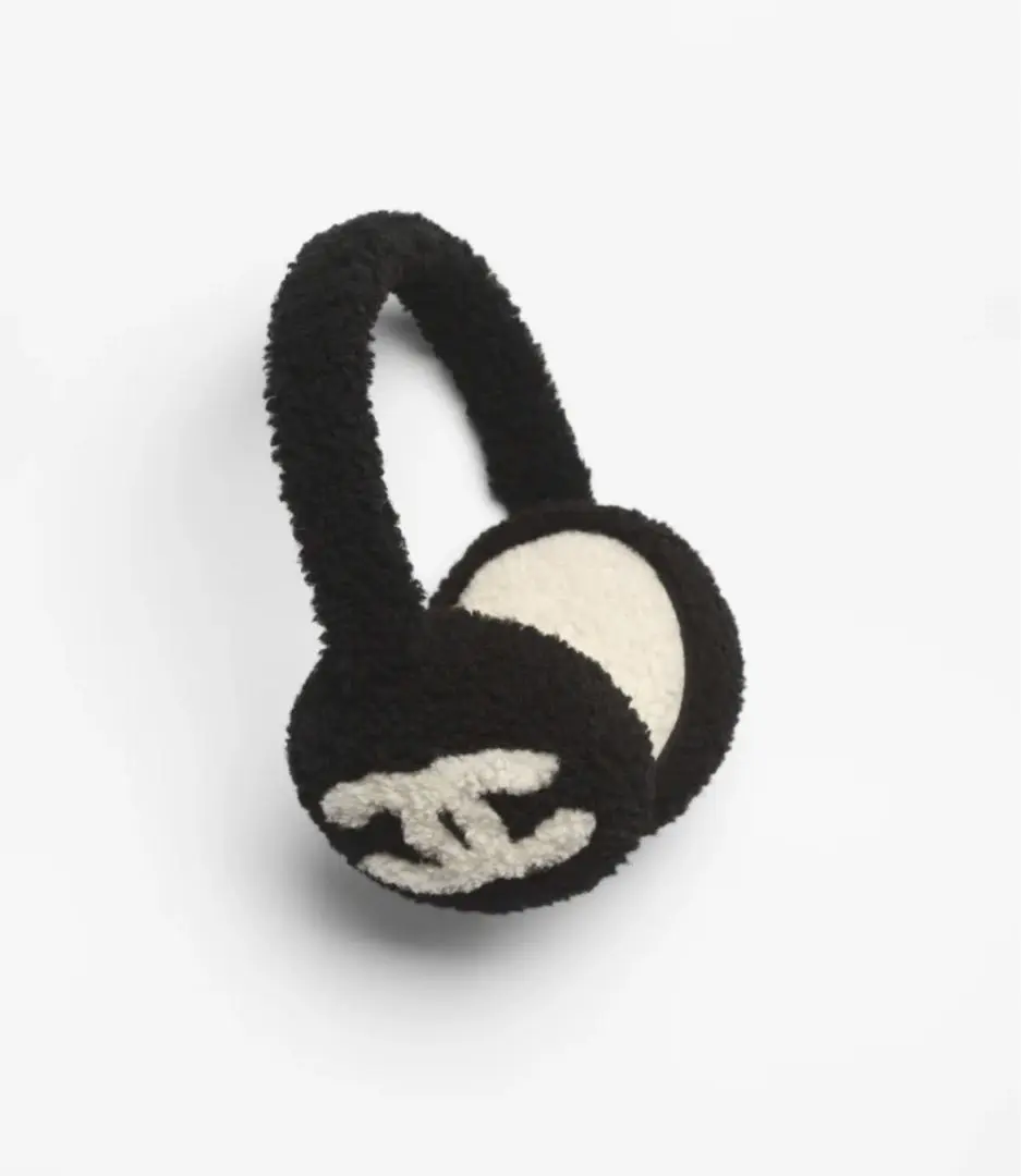 新品未使用 CHANEL イヤーマフ 2023ココネージュコレクション ブラック img_f5c9406849e0c1dfaa411db7d8