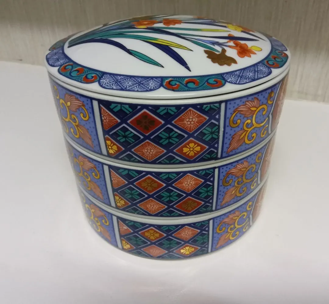 Thumbnail of Three-tiered serving dish with lid