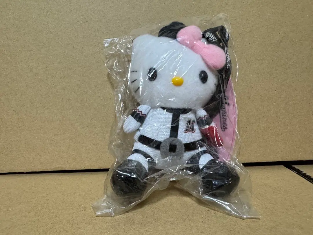 ハローキティぬいぐるみ 千葉ロッテマリーンズ｜Yahoo!フリマ