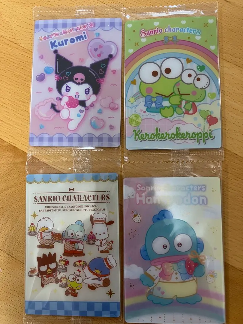Thumbnail of Set of 4 Sanrio character cards