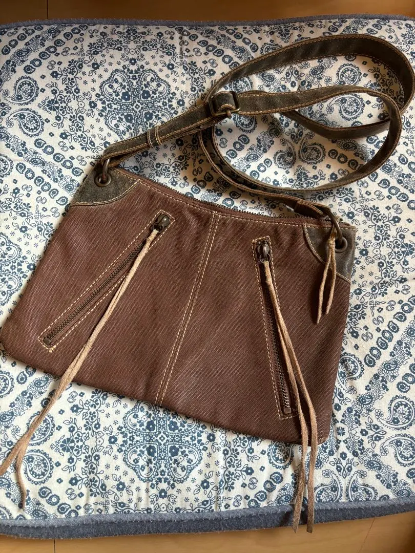 バッグ CHEVIGNON / suede leather shoulder bag CHEVIGNON / suede leather shoulder bag