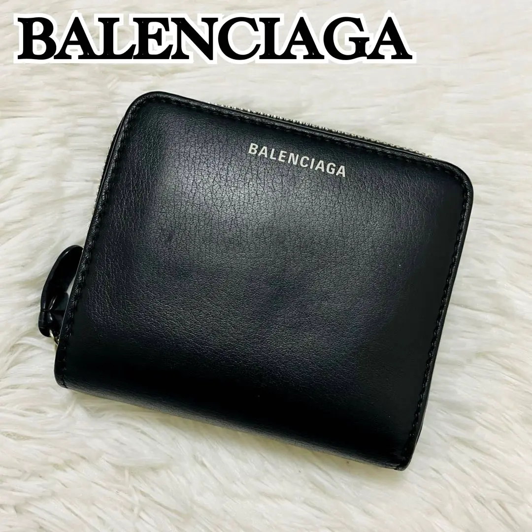人気✨バレンシアガ　エブリデイ　二つ折り財布　ロゴ　シボ革　レザー　黒 2025年最新】BALENCIAGA カラー：ブラック系 二つ折り財布の人気