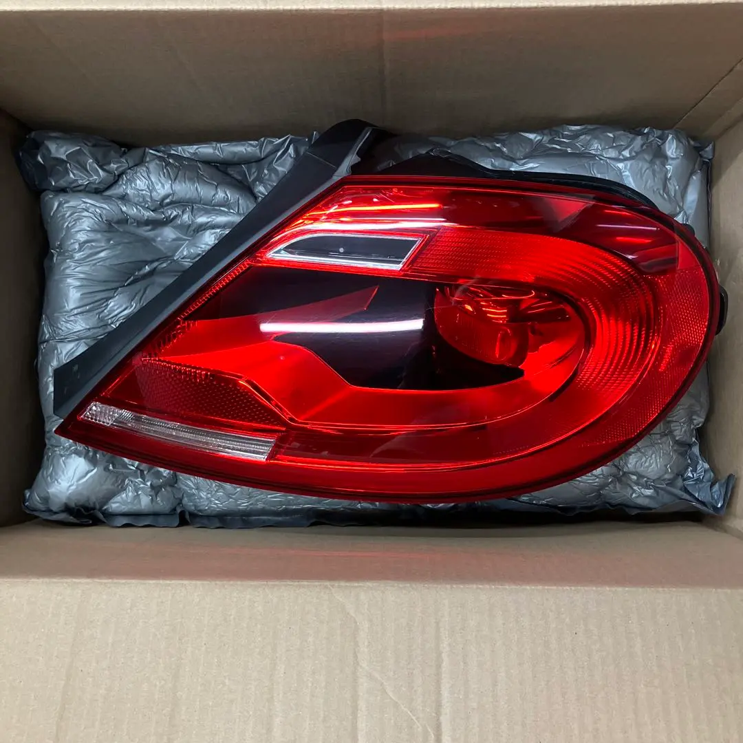 中古 VW純正 LEDテールライト ダークレッド The Beetle 中古 VW純正 LEDテールライト ダークレッド The Beetle