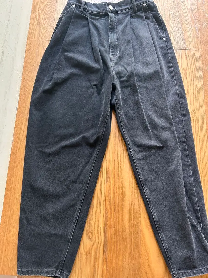 22fw HEDMAYNER ヘドメイナー ブリーチタックデニム M 22fw HEDMAYNER ヘドメイナー ブリーチタックデニム M