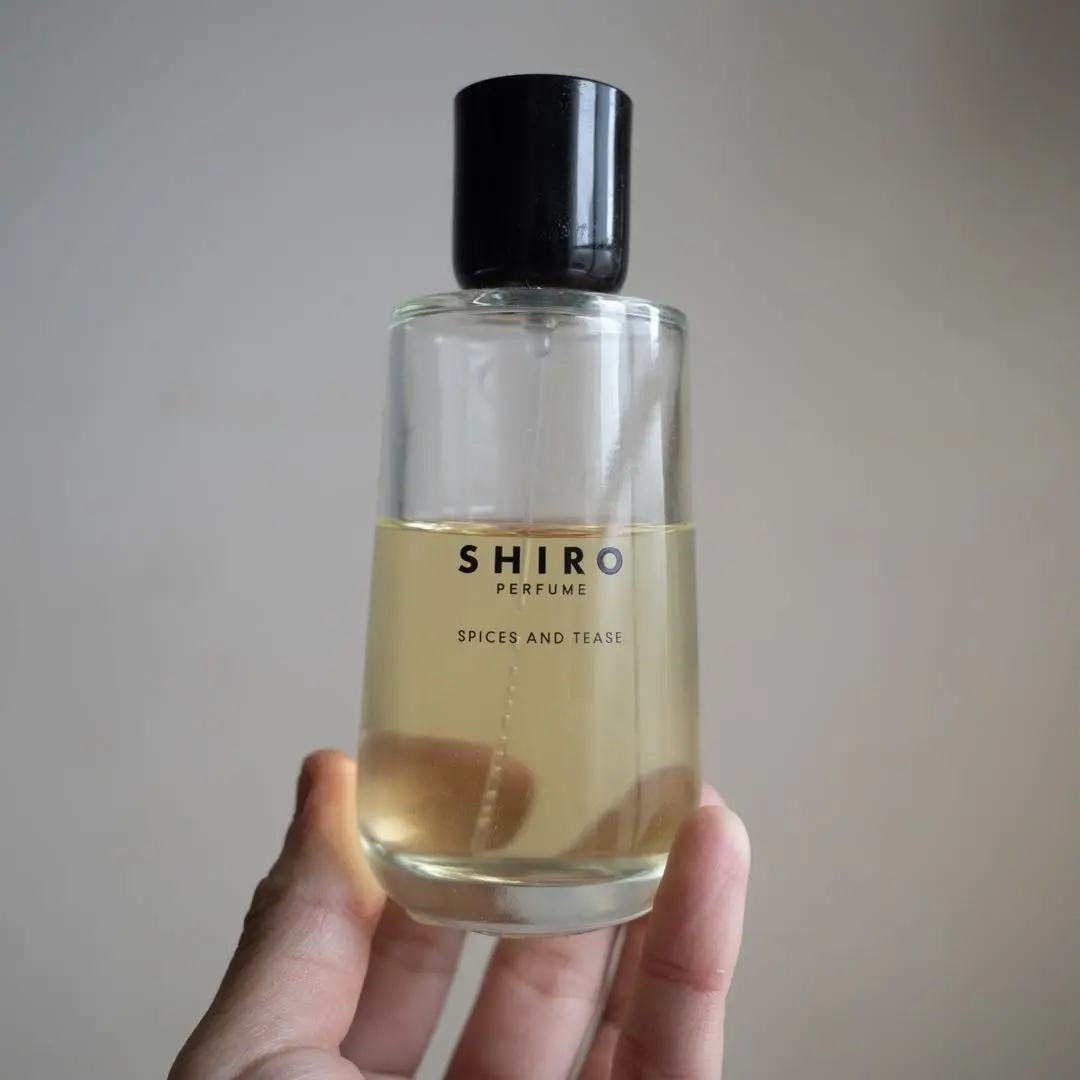 SHIRO シロ spice and tease スパイス アンド ティーズ SPICES AND TEASE EAU DE PARFUM – SHIRO US Online Store