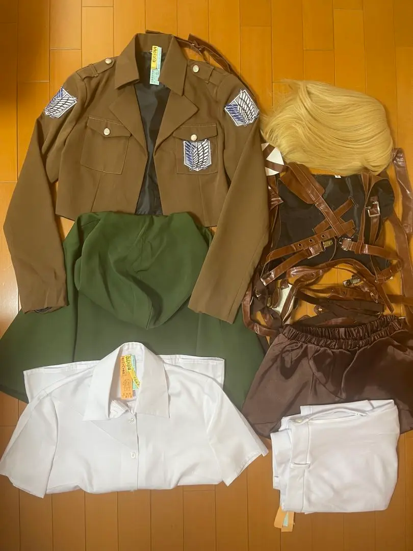 【6/17まで】【進撃の巨人】　アルミンコスプレ（ほぼフルセット） 進撃の巨人 アルミン コスプレセット