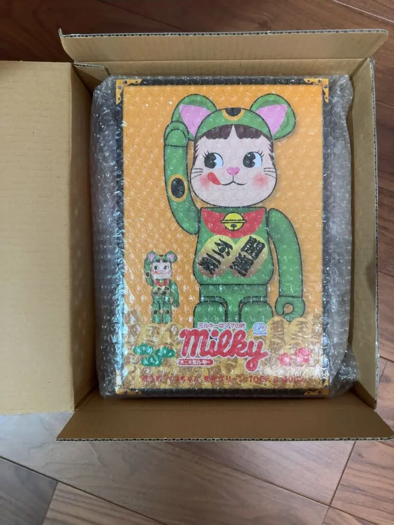 2025年最新】BE@RBRICK 招き猫 400% -ペコちゃんの人気アイテム