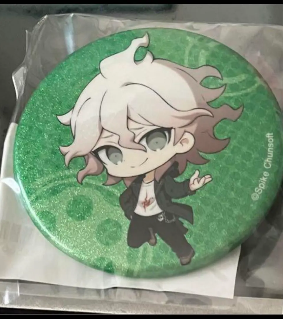 Thumbnail of Danganronpa: Kamikura Exdraw Can Badge: Nagito Komaeda