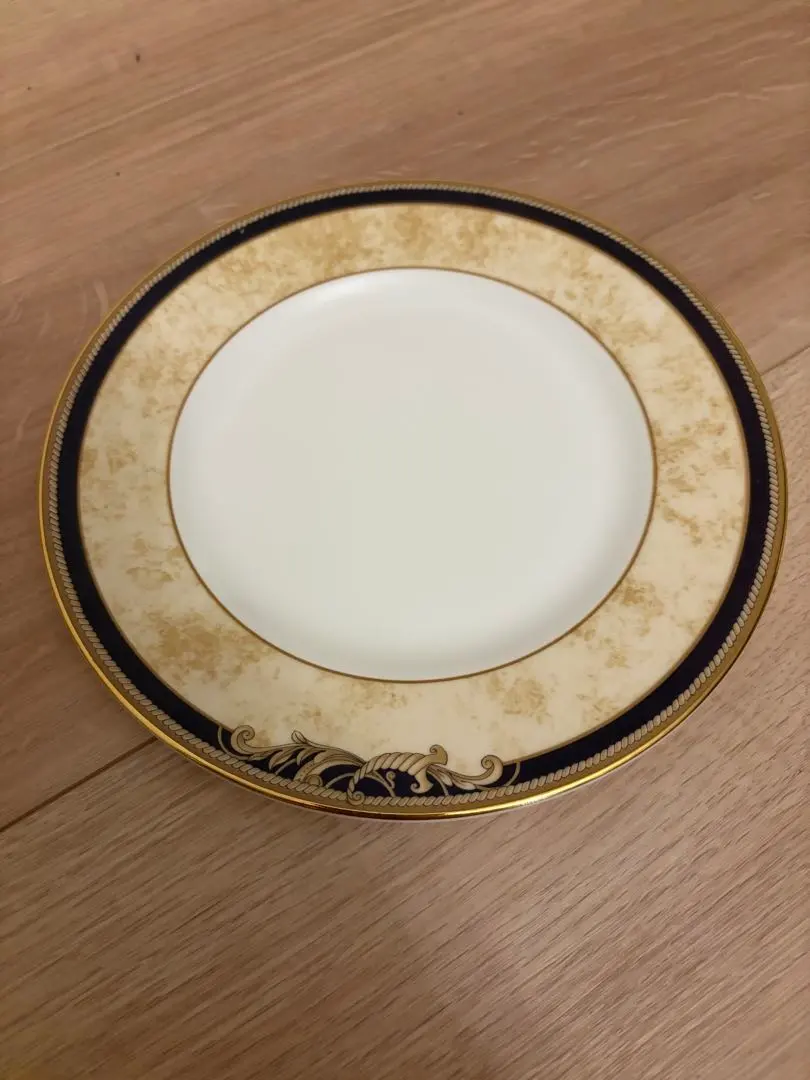 Thumbnail of 【New, Unused】Rare Wedgwood Cornucopia Dessert Plates - Set of 6