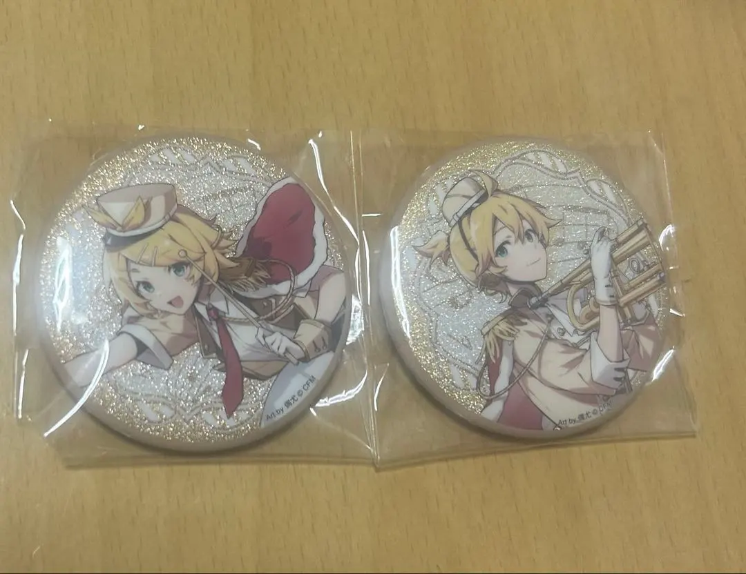 Thumbnail of Kagamine Rin & Kagamine Len Limited Edition Glitter Can Badges (Overseas Exclusive)
