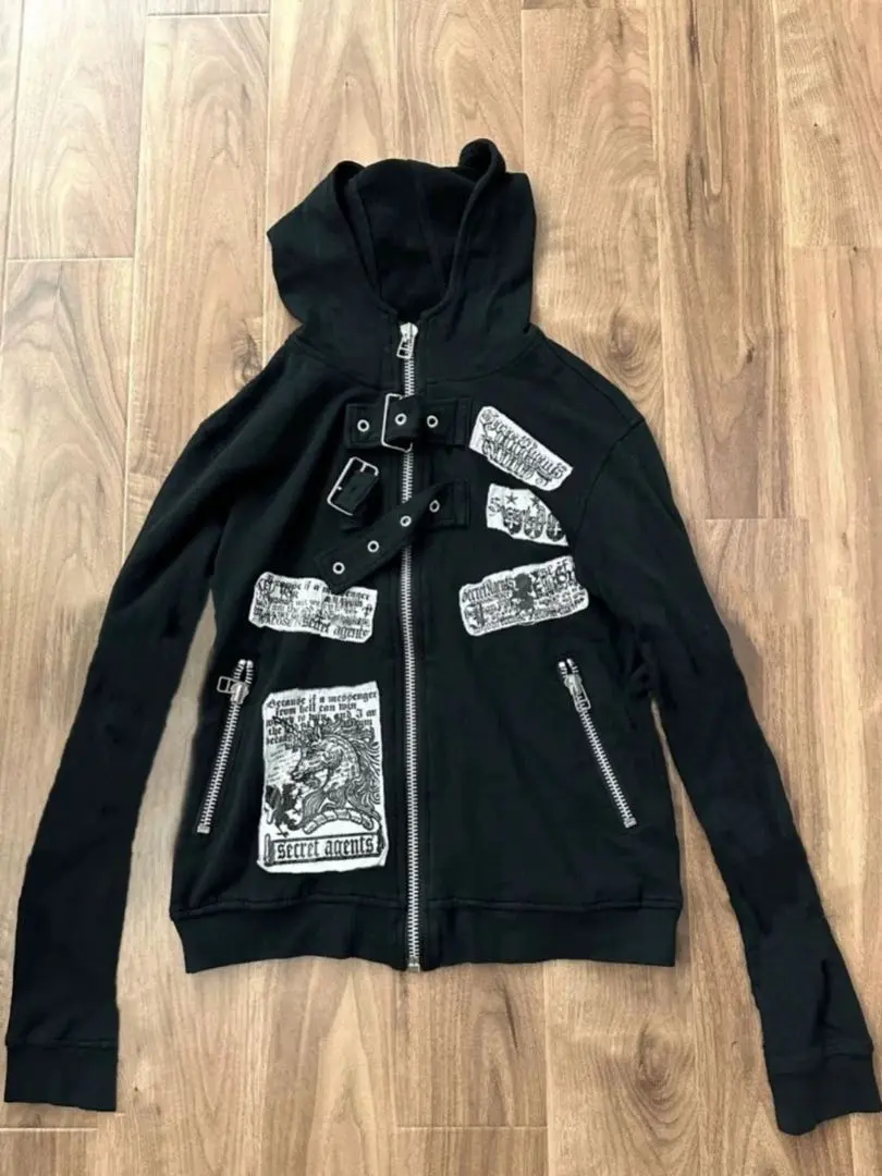 【L 尺寸】Y2K 龐克風 骷髏印花 連帽衫 黑色 的縮圖