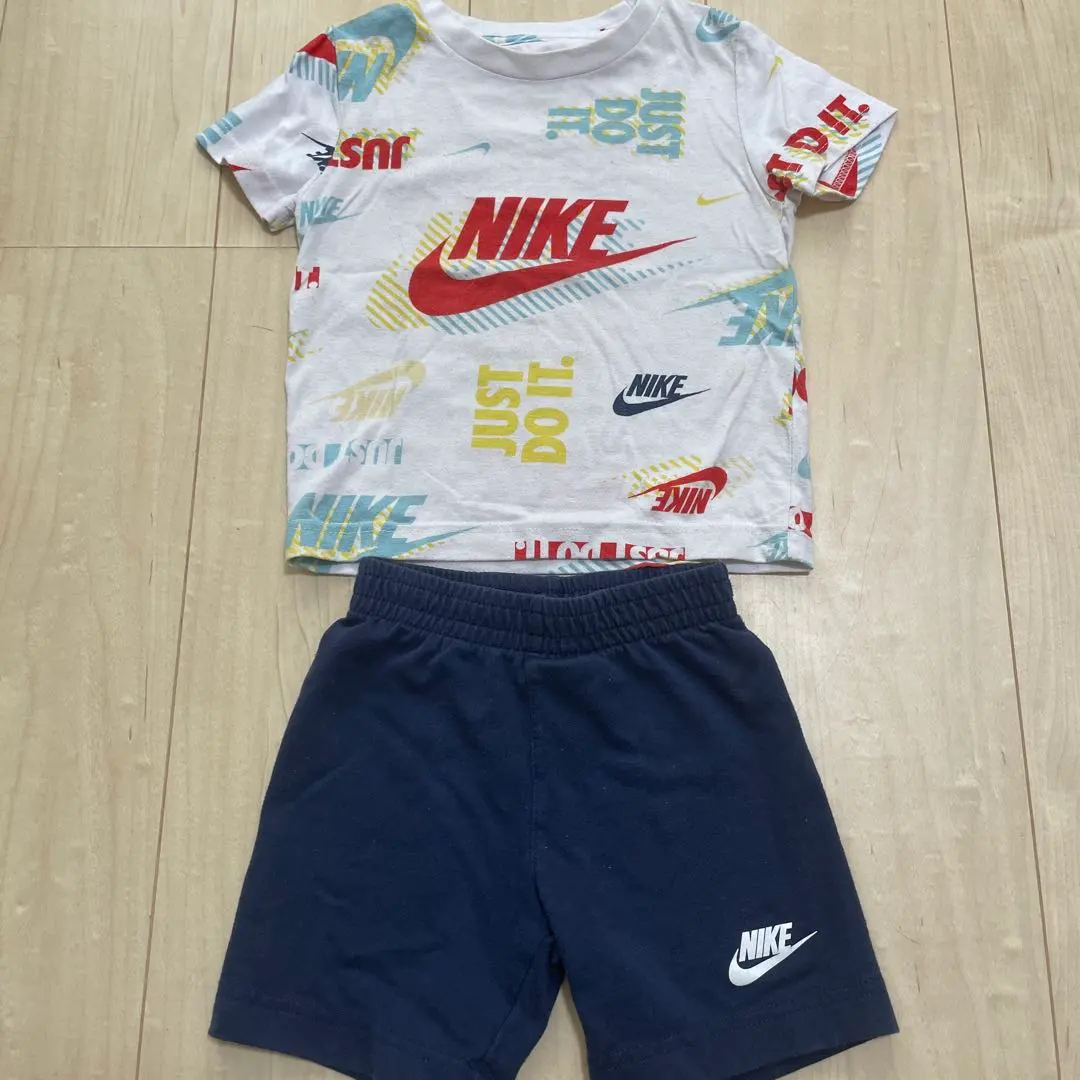 Thumbnail of Nike Kids T-shirt & Shorts Set, Size 100