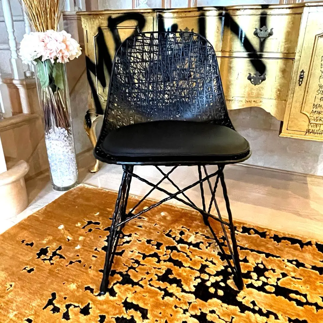 【希少！】 moooi モーイ ダイニングチェア ツイード モンスターチェア｜moooi Japan｜モーイオフィシャルサイト