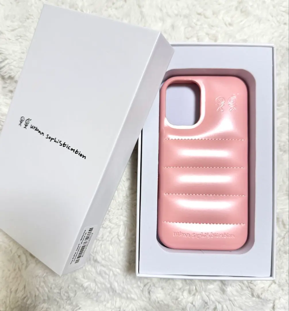 Urban Sorhistication バレリーナ　iPhone15 未使用 The Puffer Case® - Burgundy | Urban Sophistication