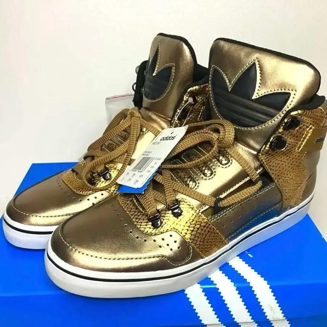 VANQUISH ×adidas Originalsコラボセットアップ スタッズ VANQUISH ×adidas Originalsコラボセットアップ スタッズ - メルカリ