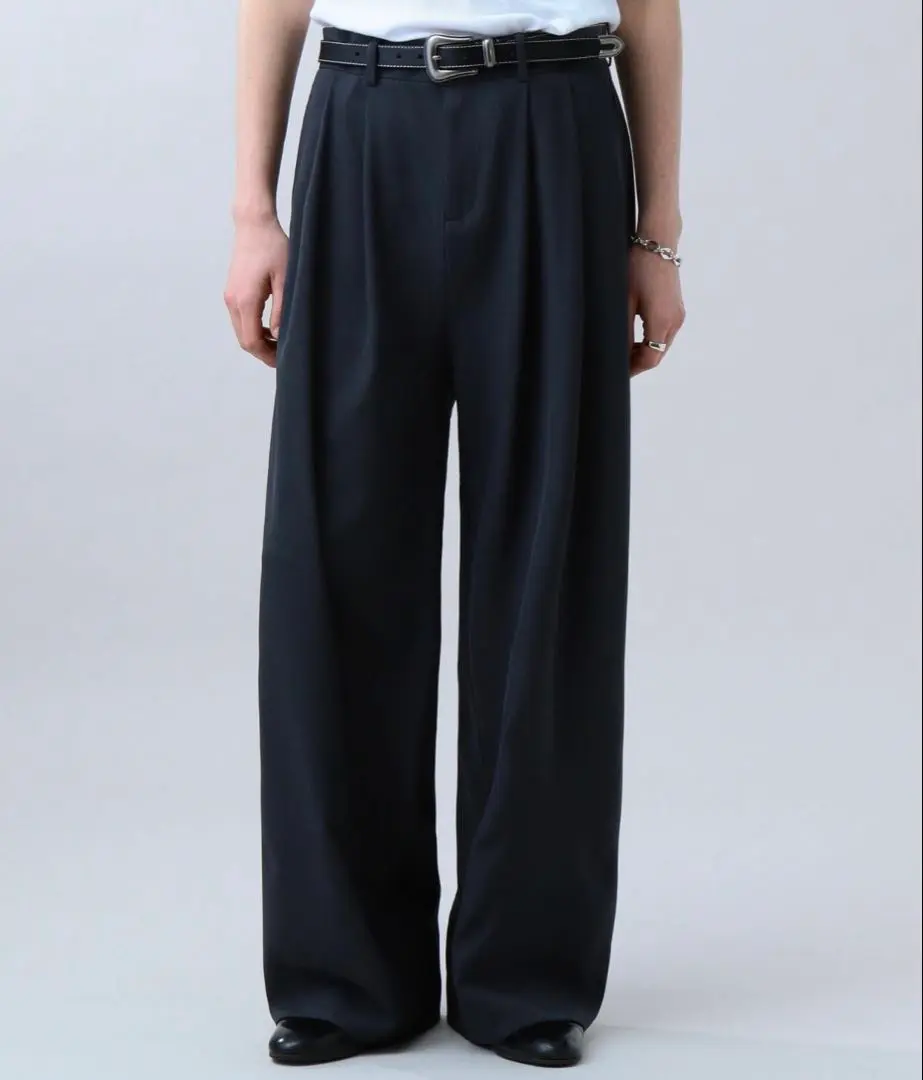 LURAKU ルラクLURAKU ルラク 1タックトレートスラックス ブラック LURAKU】One tuck straight slacks / 1タックストレート