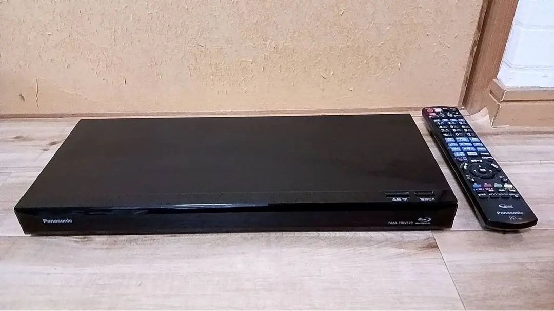 Panasonic 4K 高解析度 雙重錄影 BD 錄影機 DMR-BRW520 的縮圖