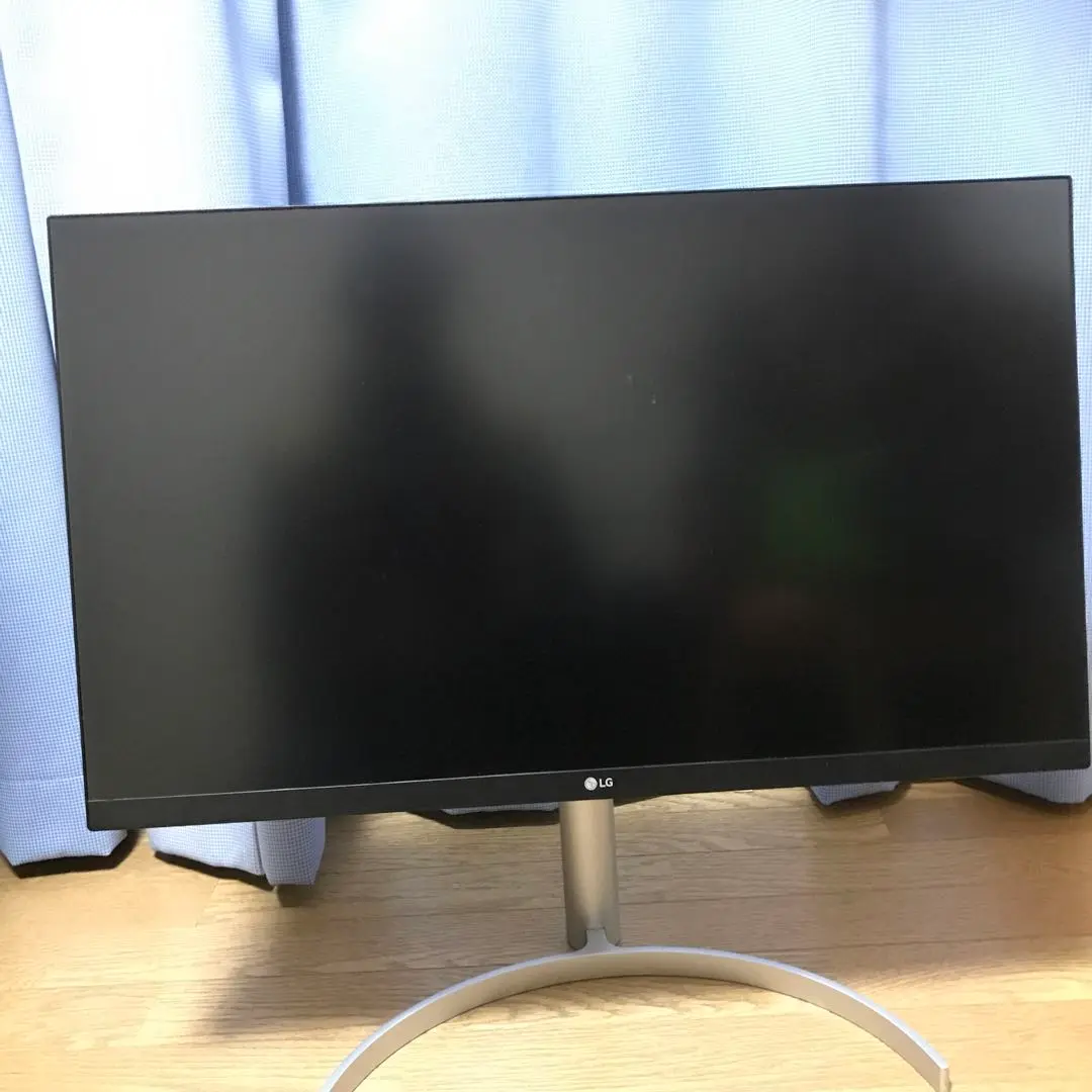 【値下中‼️即決歓迎】LG 4Kモニター 27UK850-W 映像を見る